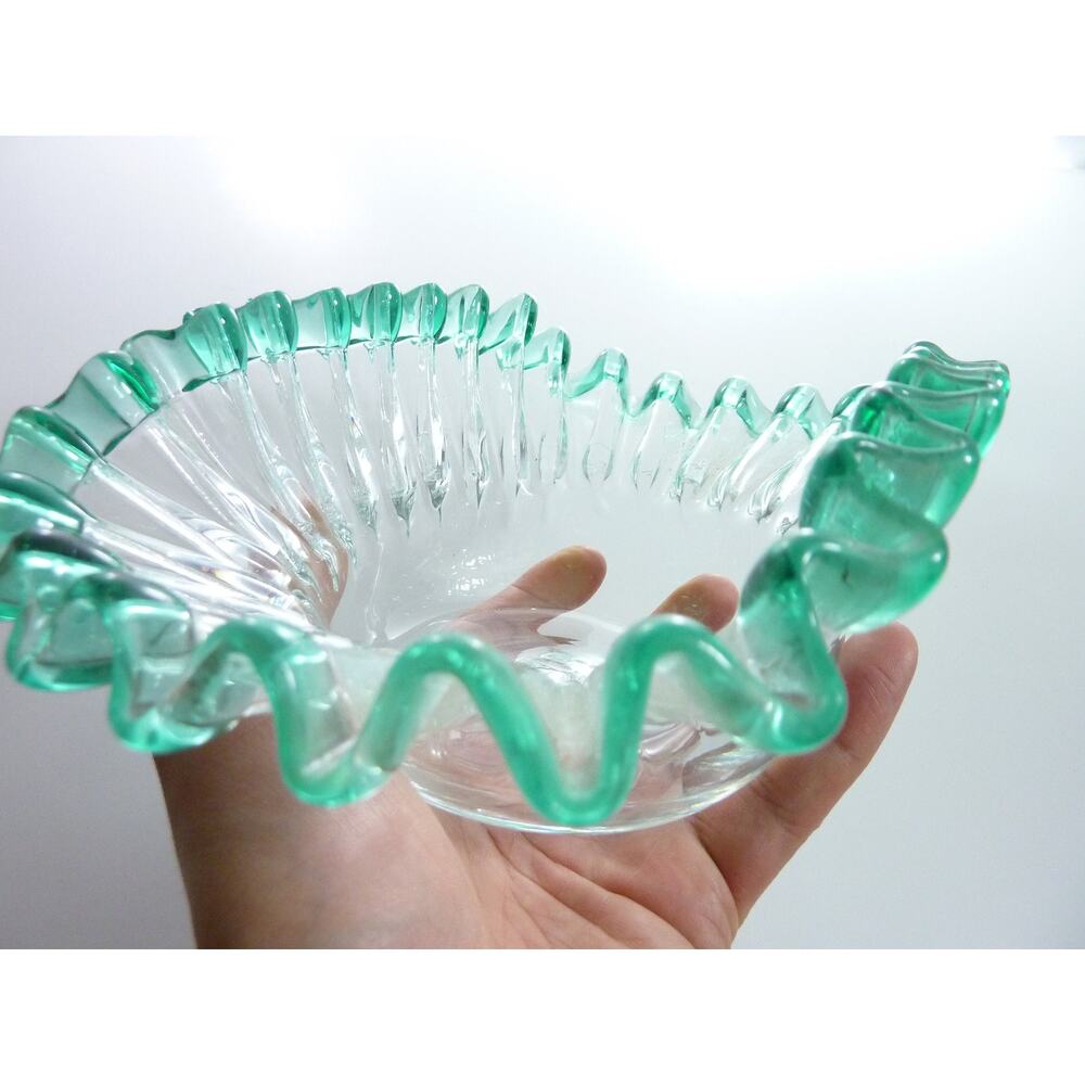 Vintage Clear Blown Glass Bowl Green/Blue Edge Trim Scalloped Ruffle Mermaid - Picture 7 of 8